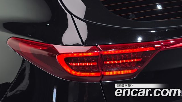 Kia Sportage The Bold Diesel 2.0 2WD Prestige 2019 — фото 23