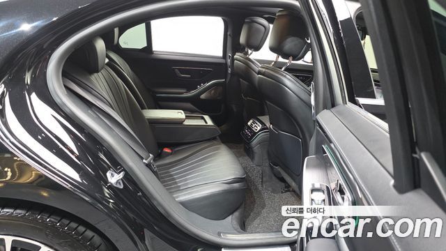 Mercedes-Benz S-Class (W223) S350 d 2022 — фото 12