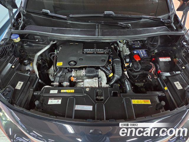 Peugeot 3008 (II) 1.6 BlueHDi GT Line 2018 — фото 6