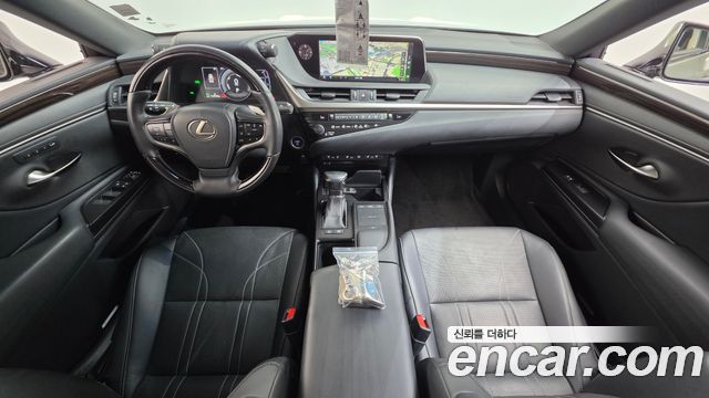 Lexus ES300h (VII) Luxury 2019 — фото 7