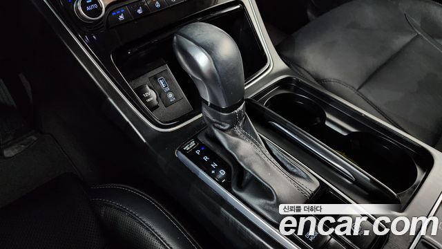 Hyundai Grandeur (IG) 2.4 Premium 2019 — фото 9