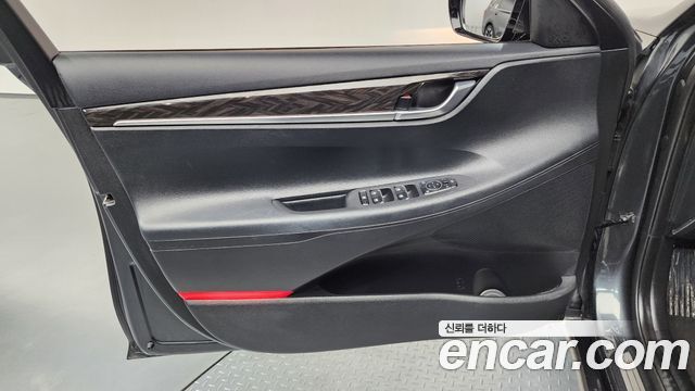 Hyundai Grandeur (IG) 2.4 Premium 2019 — фото 24
