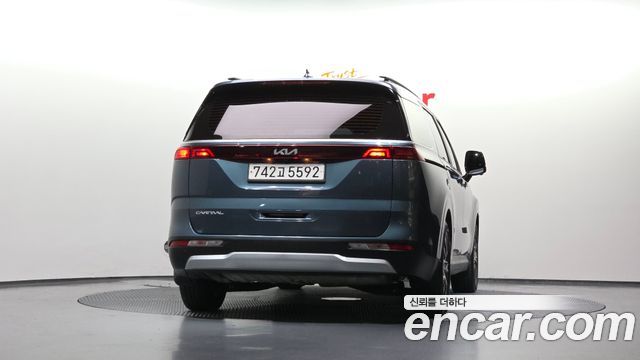 Kia Carnival (IV) Diesel 11-Seater Prestige 2023 — фото 4