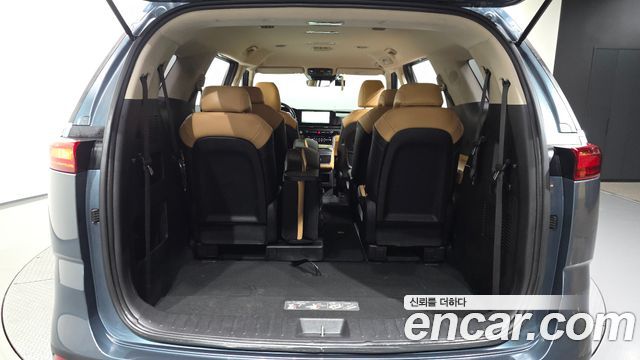 Kia Carnival (IV) Diesel 11-Seater Prestige 2023 — фото 20