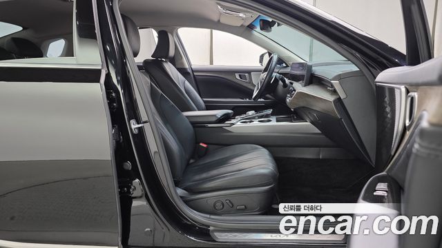 Kia K8 2.5 Gasoline 2WD Noblesse 2022 — фото 26