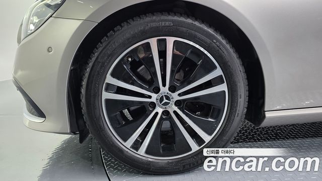 Mercedes-Benz E-Class (W213) E250 Avantgarde 2021 — фото 5