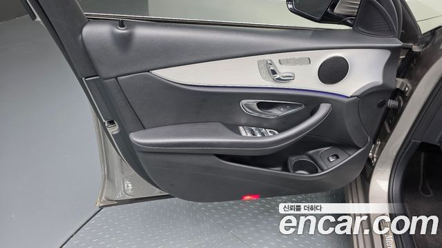 Mercedes-Benz E-Class (W213) E250 Avantgarde 2021 — фото 24