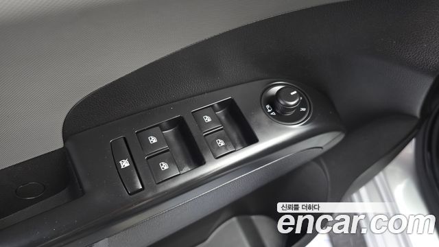 Chevrolet Aveo Hatchback 1.4 Turbo LS Standard 2016 — фото 18