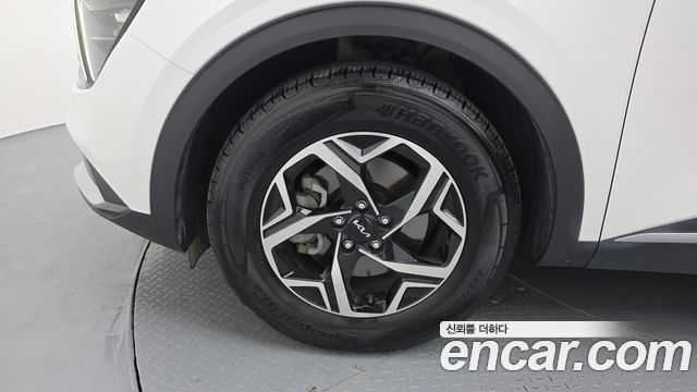 Kia Sportage (V) Gasoline 1.6 Turbo 2WD Prestige 2022 — фото 5