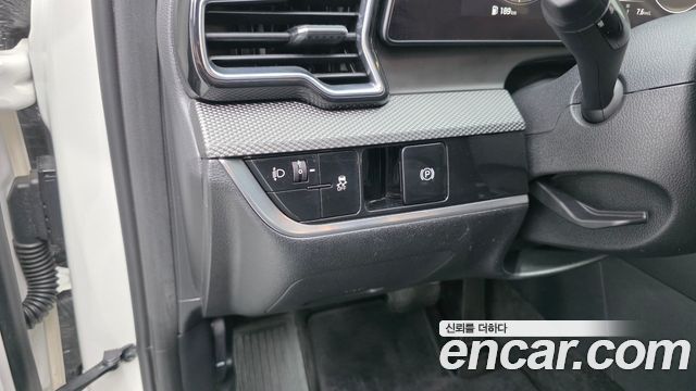 Kia Sportage (V) Gasoline 1.6 Turbo 2WD Prestige 2022 — фото 12