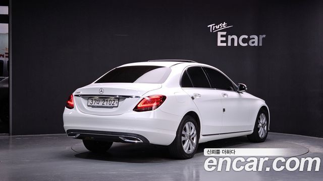 Mercedes-Benz C-Class (W205) C220 d Avantgarde 2019 — фото 2