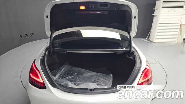 Mercedes-Benz C-Class (W205) C220 d Avantgarde 2019 — фото 20