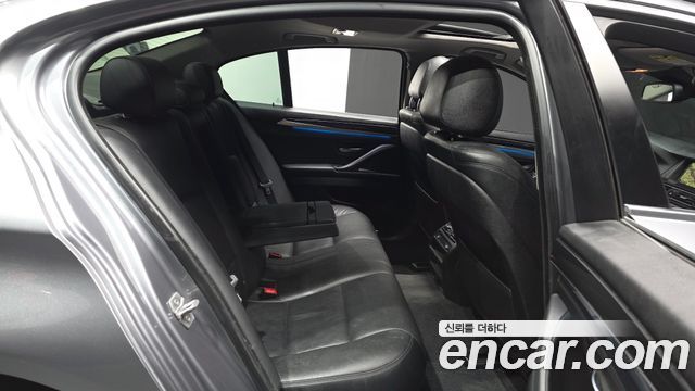 BMW 5 Series (F10) 520d 2015 — фото 12