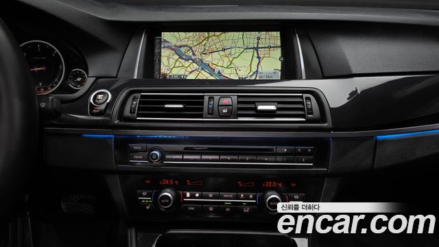 BMW 5 Series (F10) 520d 2015 — фото 14