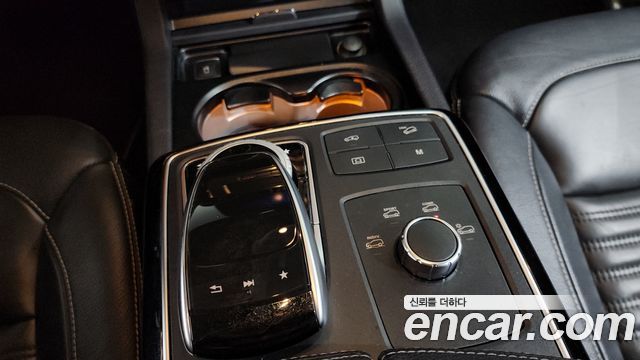 Mercedes-Benz GLE-Class (W166) GLE350 d 4MATIC Coupe 2017 — фото 9