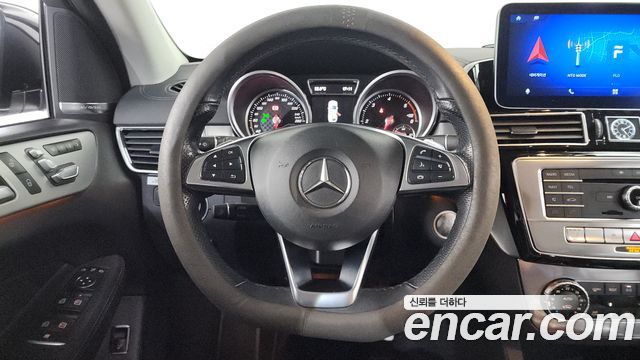 Mercedes-Benz GLE-Class (W166) GLE350 d 4MATIC Coupe 2017 — фото 14