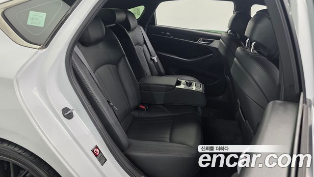 Genesis G80 3.3 GDI AWD Luxury 2019 — фото 11