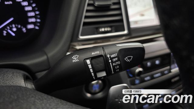 Genesis G80 3.3 GDI AWD Luxury 2019 — фото 20