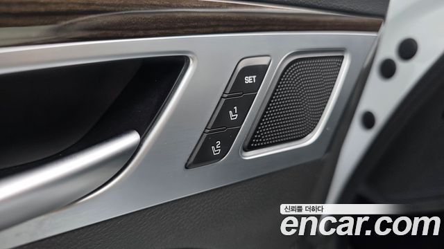 Genesis G80 3.3 GDI AWD Luxury 2019 — фото 27