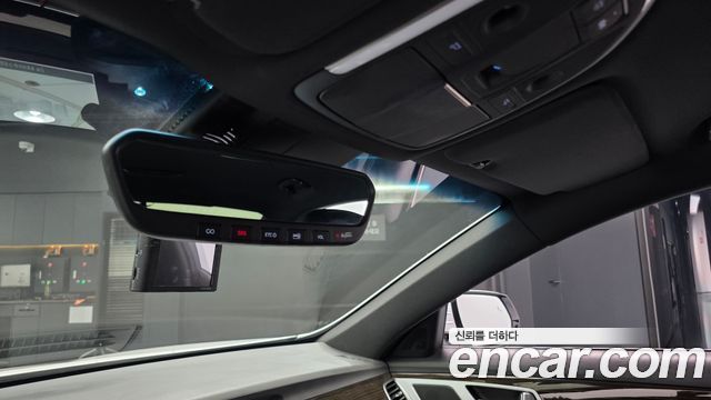 Genesis G80 3.3 GDI AWD Luxury 2019 — фото 32