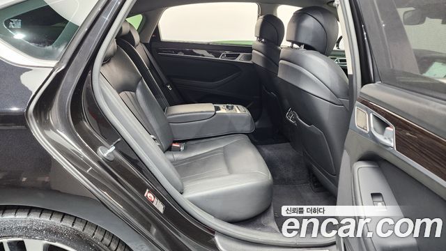 Genesis G80 3.3 GDI AWD Premium Luxury 2018 — фото 12