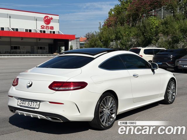 Mercedes-Benz C-Class (W205) C200 Coupe 2017 — фото 2