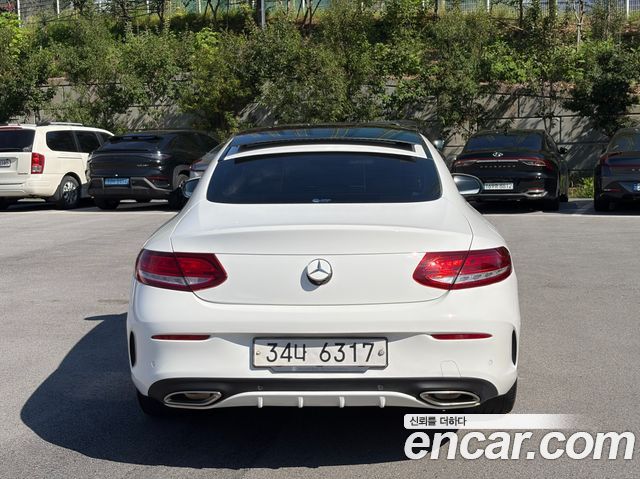 Mercedes-Benz C-Class (W205) C200 Coupe 2017 — фото 4