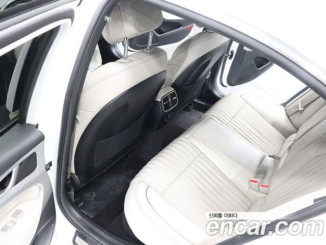 Genesis G70 Gasoline 2.0T 2WD 2022 — фото 21