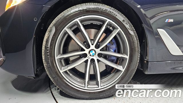 BMW 5 Series (G30) 523d xDrive M Sport 2021 — фото 5