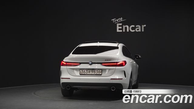 BMW 2 Series Gran Coupe (F44) 220i Advantage 2021 — фото 4