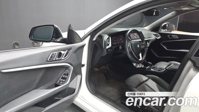 BMW 2 Series Gran Coupe (F44) 220i Advantage 2021 — фото 10