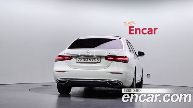 Mercedes-Benz E-Class (W213) E350 4MATIC Avantgarde 2021 — фото 4