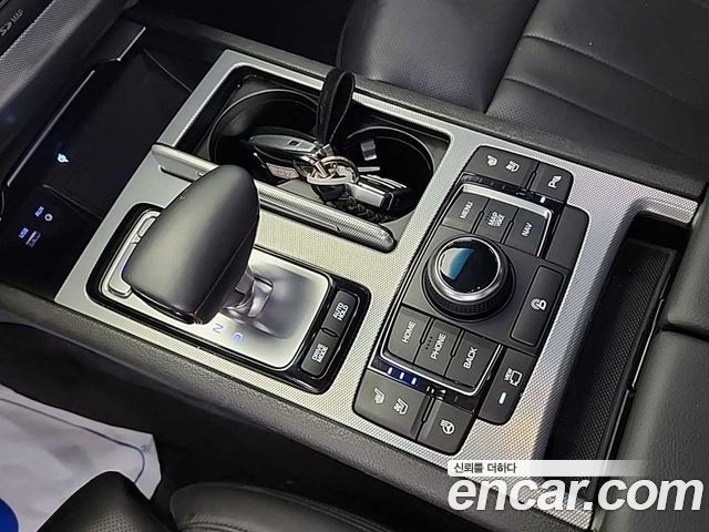 Genesis G80 3.3 GDI AWD Premium Luxury 2017 — фото 8