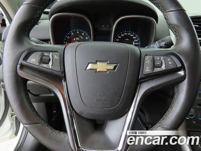 Chevrolet Malibu 2.0 LTZ 2016 — фото 17