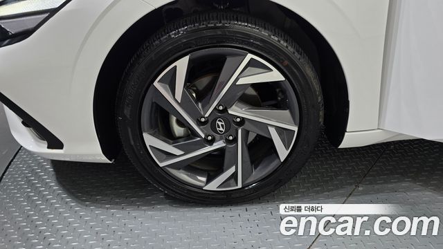 Hyundai Avante (CN7) 1.6 Inspiration 2025 — фото 5