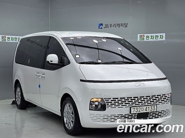 Hyundai Staria Tourer 11-Seater Modern 2022 — фото 3