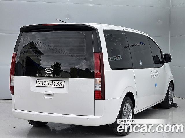 Hyundai Staria Tourer 11-Seater Modern 2022 — фото 4