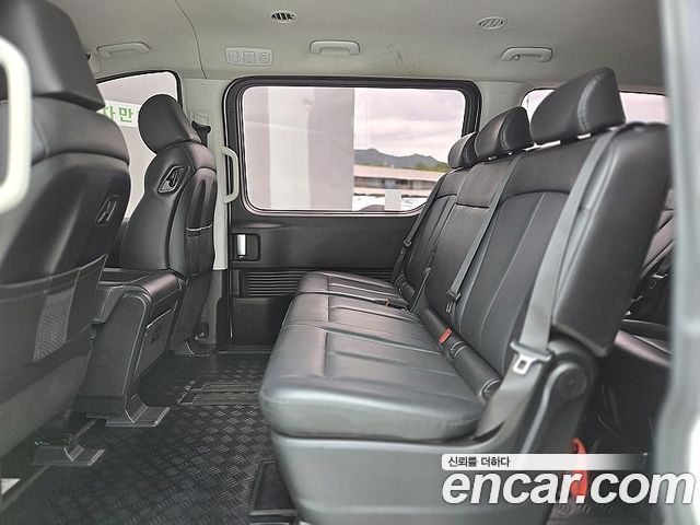 Hyundai Staria Tourer 11-Seater Modern 2022 — фото 17