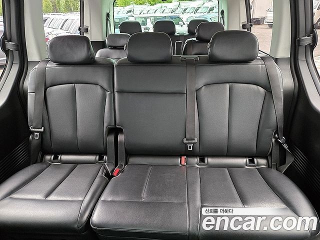 Hyundai Staria Tourer 11-Seater Modern 2022 — фото 18