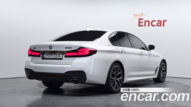 BMW 5 Series (G30) 530i xDrive M Sport Package 2023 — фото 2