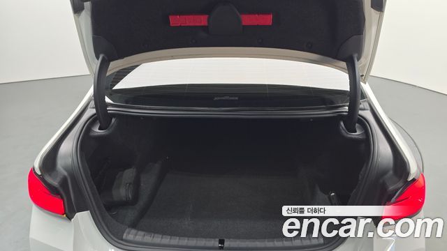 BMW 5 Series (G30) 530i xDrive M Sport Package 2023 — фото 20