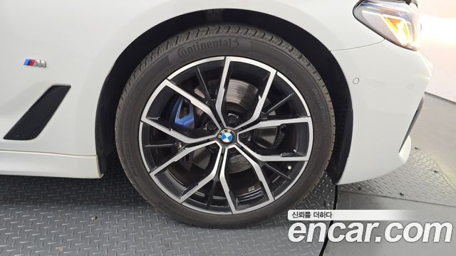 BMW 5 Series (G30) 530i xDrive M Sport Package 2023 — фото 33