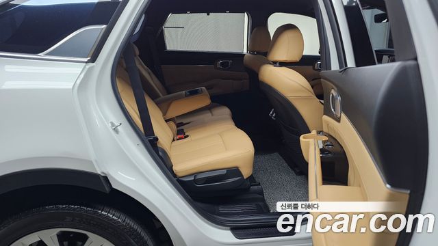 Kia Sorento (IV) Diesel 2.2 2WD Noblesse 2023 — фото 12