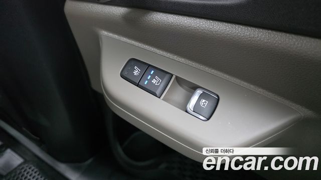 Kia Carnival (IV) HEV 9seater Nobless 2025 — фото 18