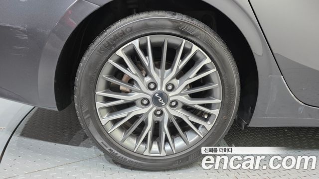 Kia K3 (II) 1.6 Prestige 2023 — фото 5