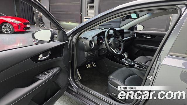 Kia K3 (II) 1.6 Prestige 2023 — фото 10