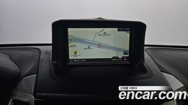 KG Mobility (SsangYong) Tivoli VX 2WD 2016 — фото 12