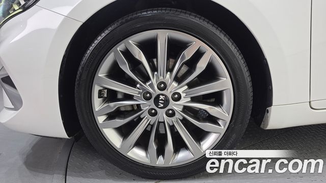 Kia K7 Premier 2.5 GDI X Edition 2020 — фото 5