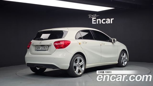 Mercedes-Benz A-Class (W176) A200 CDI 2014 — фото 2
