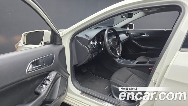 Mercedes-Benz A-Class (W176) A200 CDI 2014 — фото 10